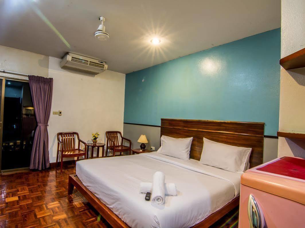 Sutus Court 4 Otel Pattaya Dış mekan fotoğraf